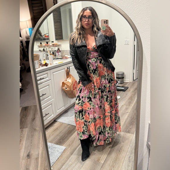 Meet your Posher, Ileana!💋✌🏼️ - Picture 10 of 10